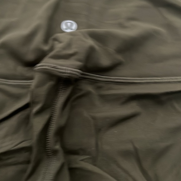 Army green lululemon leggings size 2 EUC - Picture 4 of 7